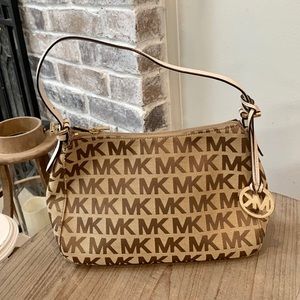 Michael Kors Signature Ourse